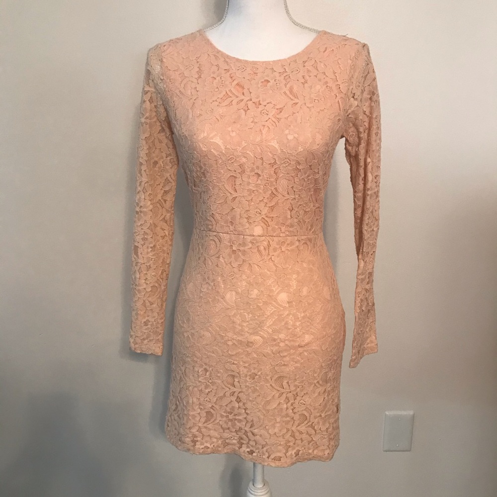 Forever 21 Long Sleeve Lace Mini Dress. Small.